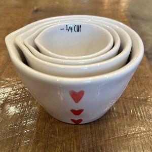Ray Dunn watercolor measuring cups